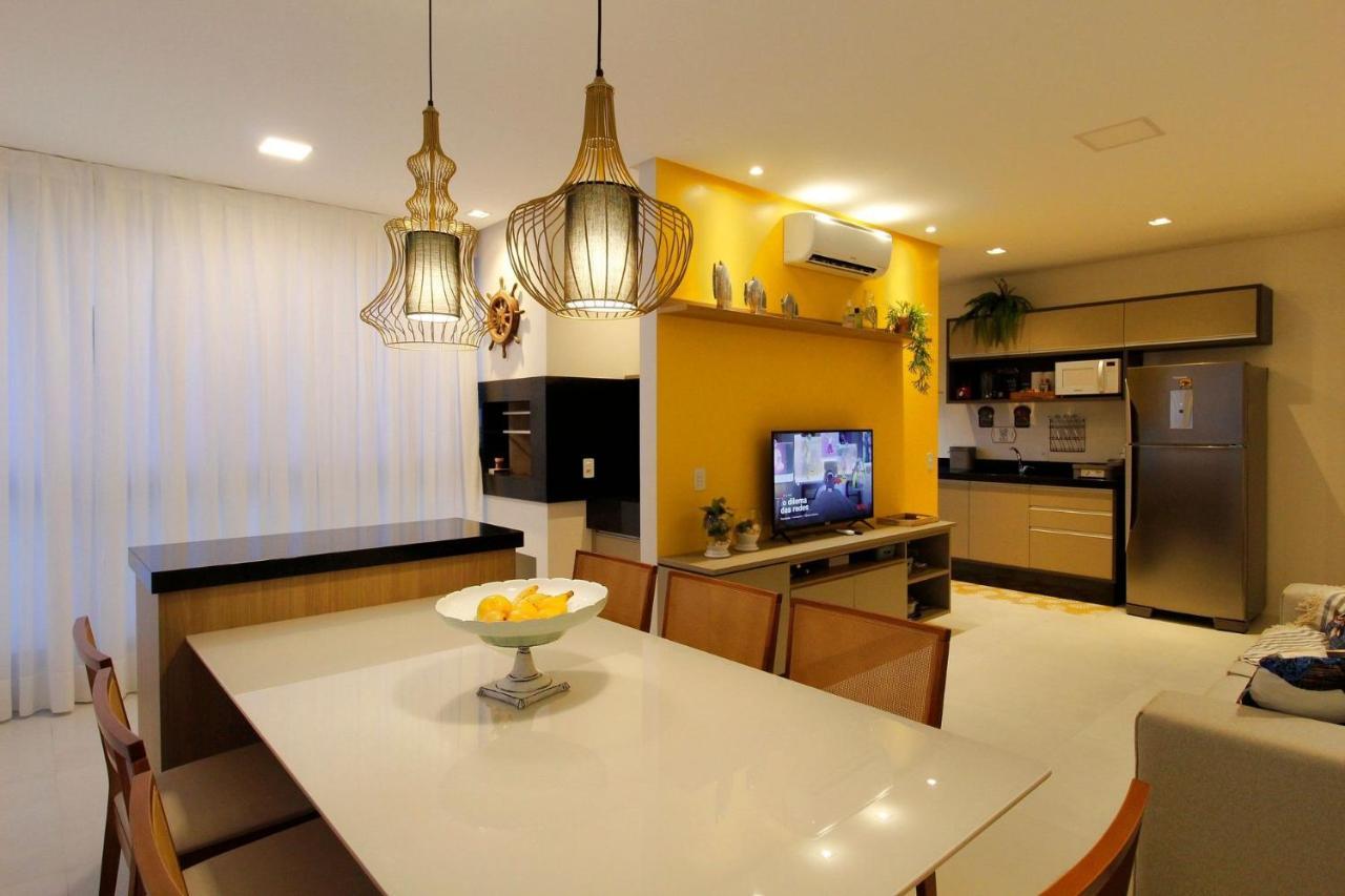 1090 Finamente Decorado 03 Suites Na Praia De Бомбиньяс Экстерьер фото