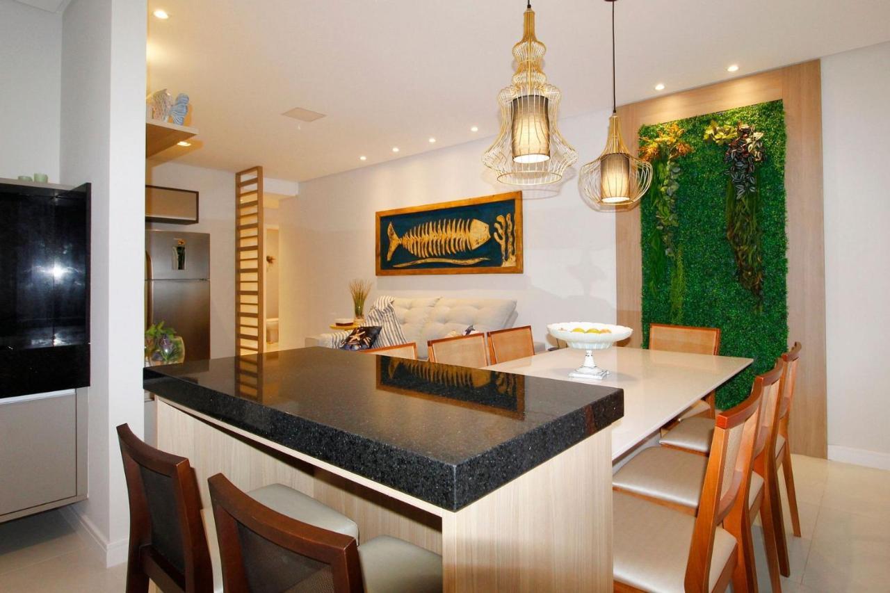 1090 Finamente Decorado 03 Suites Na Praia De Бомбиньяс Экстерьер фото